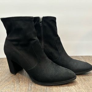 Marc Fisher. Suede. Woman’s black boots. Size 8.5.